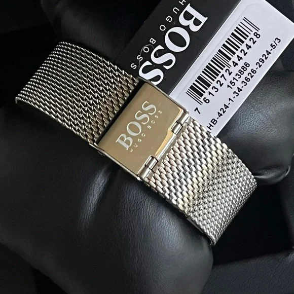 HB1513886 - Hugo Boss Men’s Pilot Edition Chronograph Watch - Picture 6 of 12